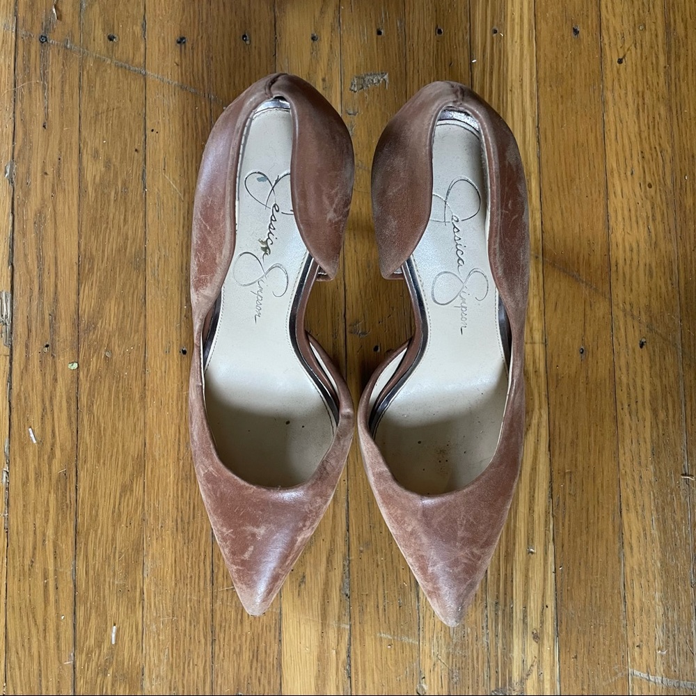 Jessica Simpson pumps, fair condition, size 6.5